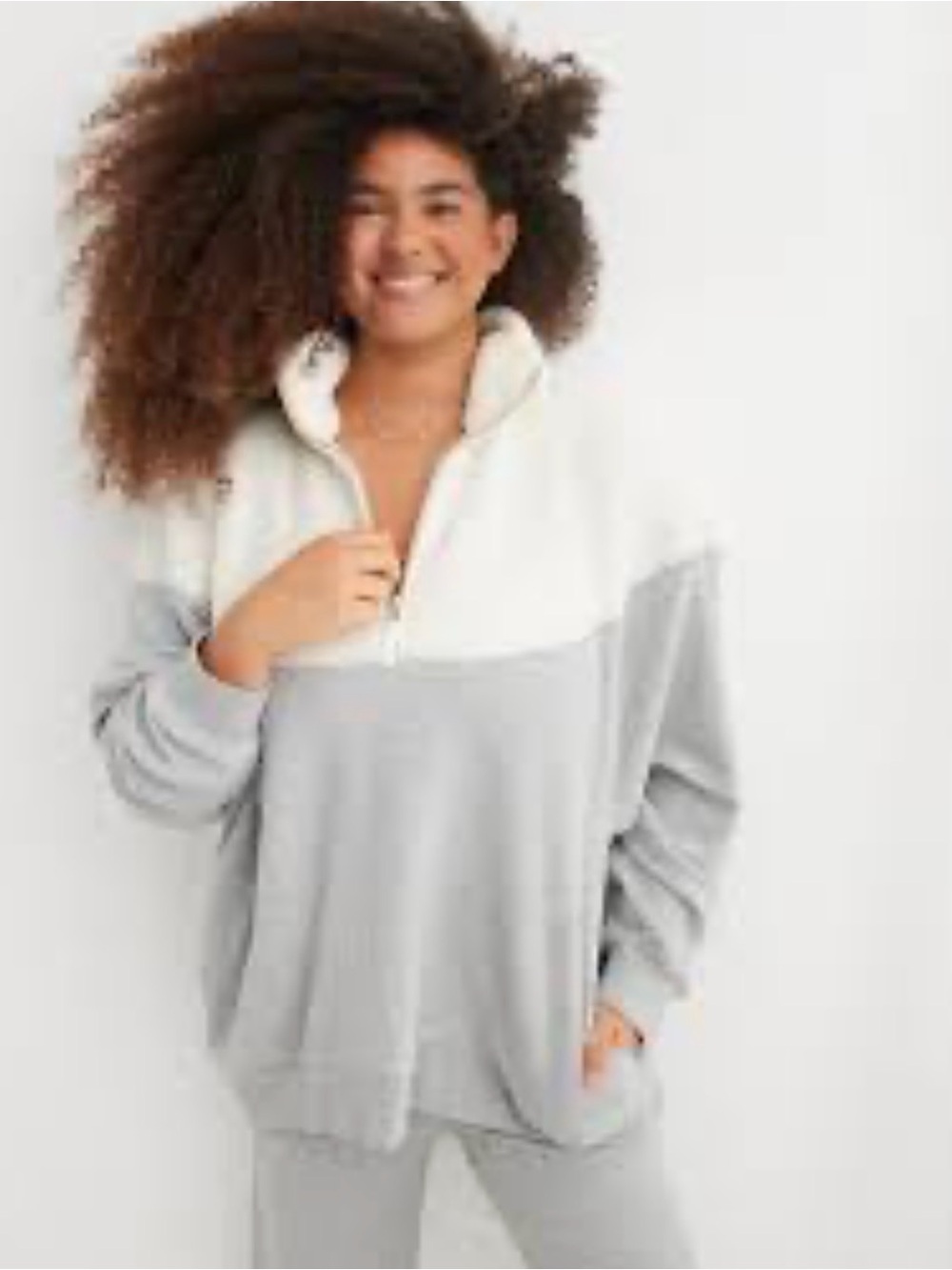 Aerie Hometown Holiday Fleece 1/4 Zip Pullover Sweatshirt Cream Gray L Sherpa